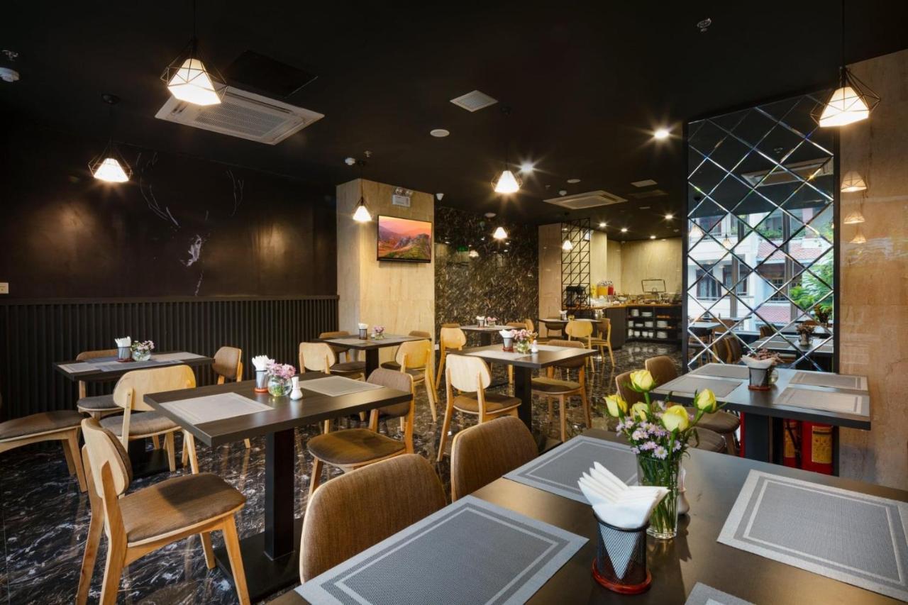 Agnes Hotel Managed By Dhg Nha Trang Buitenkant foto