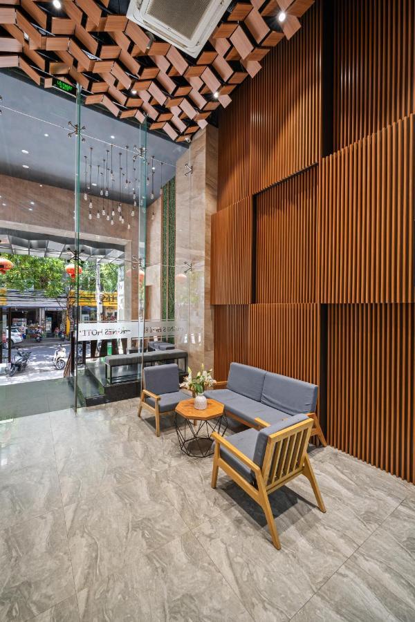 Agnes Hotel Managed By Dhg Nha Trang Buitenkant foto