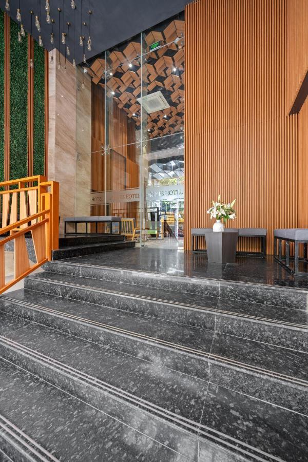 Agnes Hotel Managed By Dhg Nha Trang Buitenkant foto